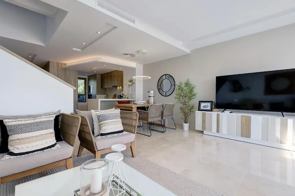 007 Modern 3 Bed Frontline Golf Townhouse In La Cala Golf Resort With Mountain Views Málaga Hébergement de vacances
