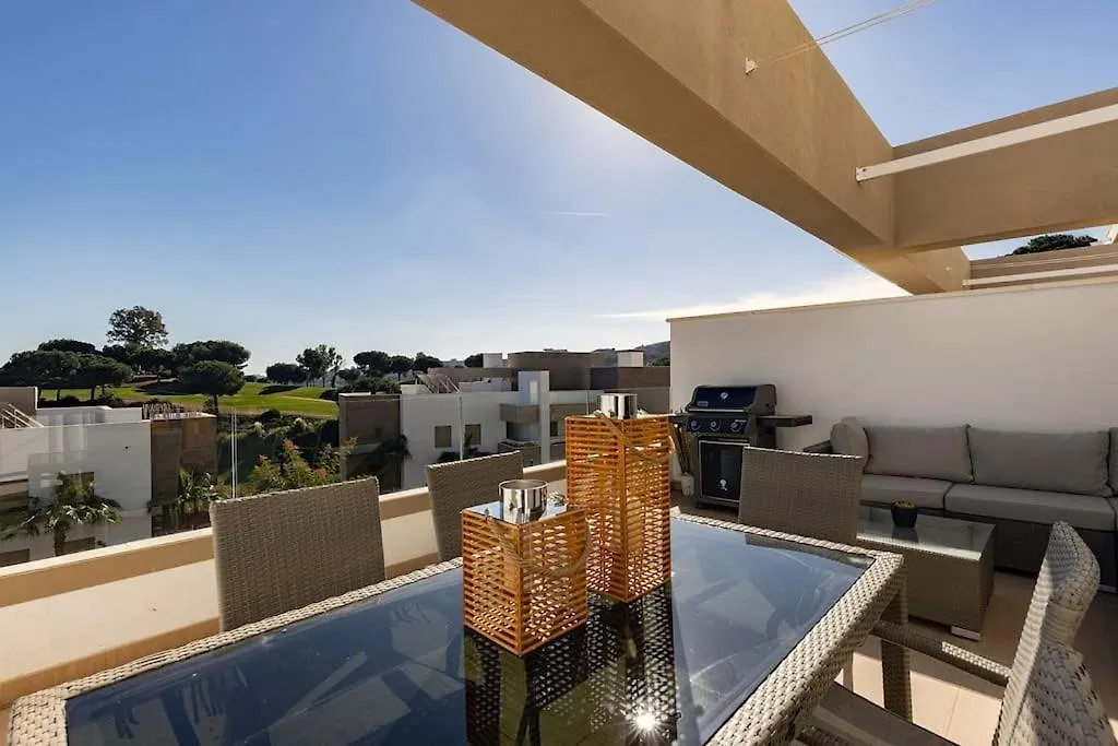 007 Modern 3 Bed Frontline Golf Townhouse In La Cala Golf Resort With Mountain Views Málaga Hébergement de vacances