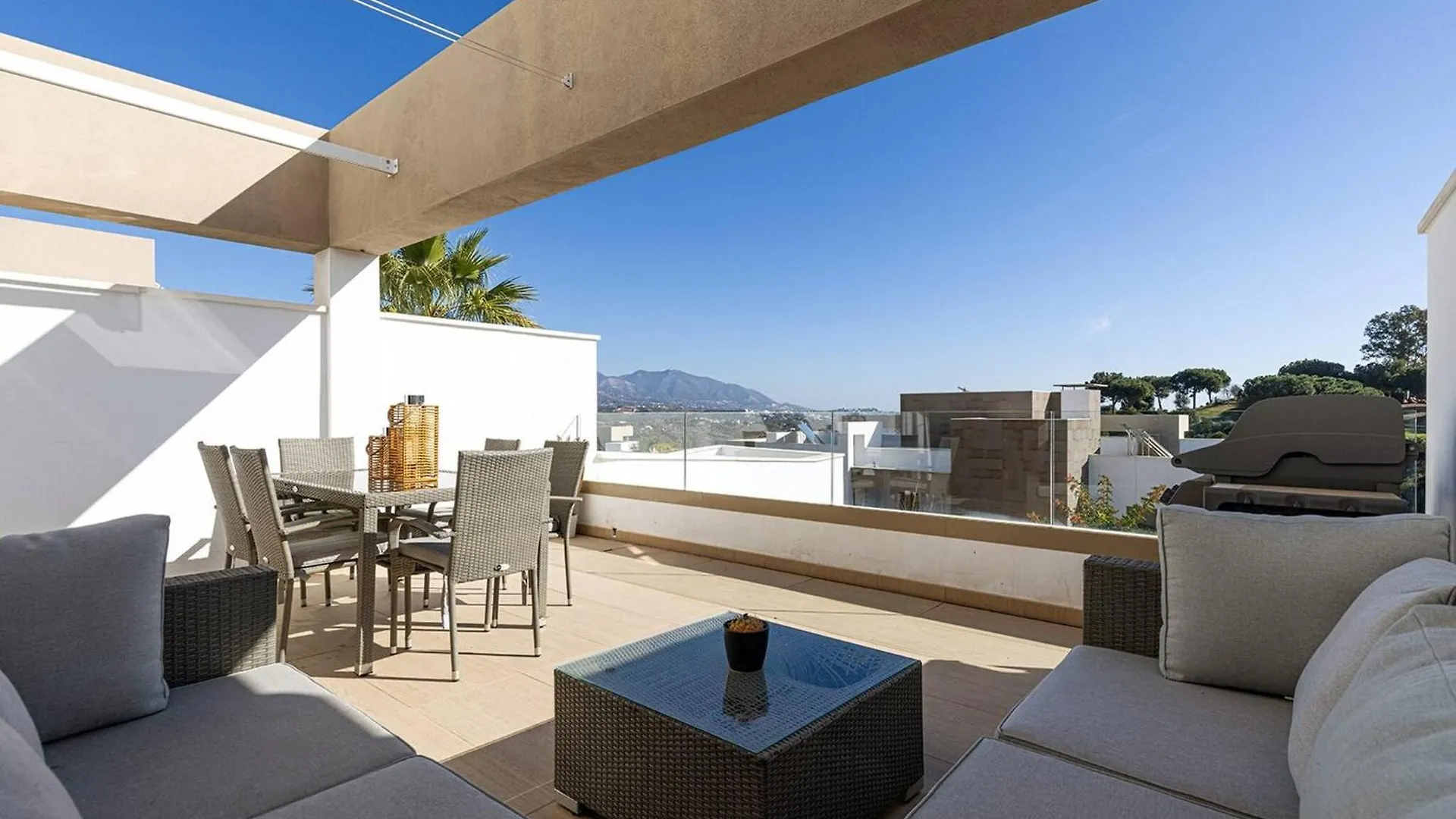 007 Modern 3 Bed Frontline Golf Townhouse In La Cala Golf Resort With Mountain Views Málaga Hébergement de vacances
