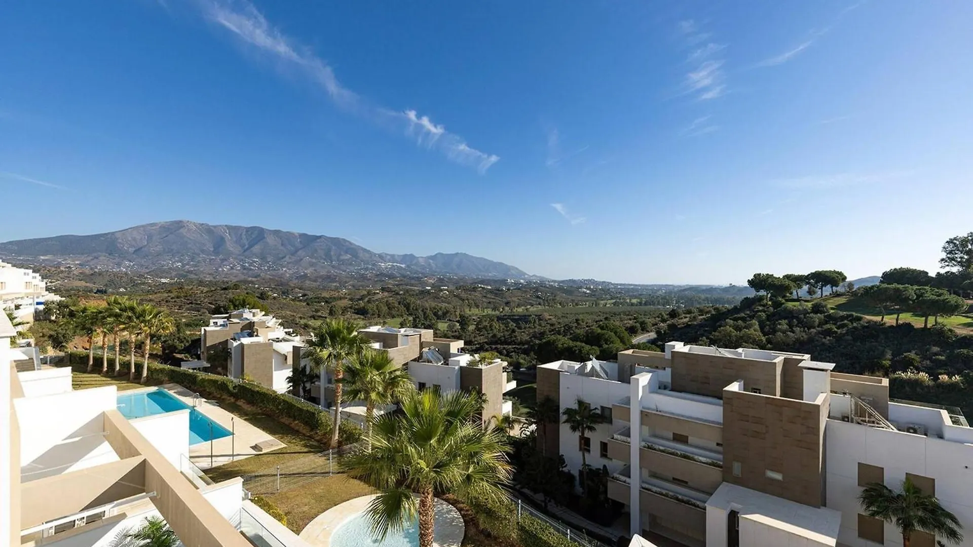 007 Modern 3 Bed Frontline Golf Townhouse In La Cala Golf Resort With Mountain Views Málaga Hébergement de vacances