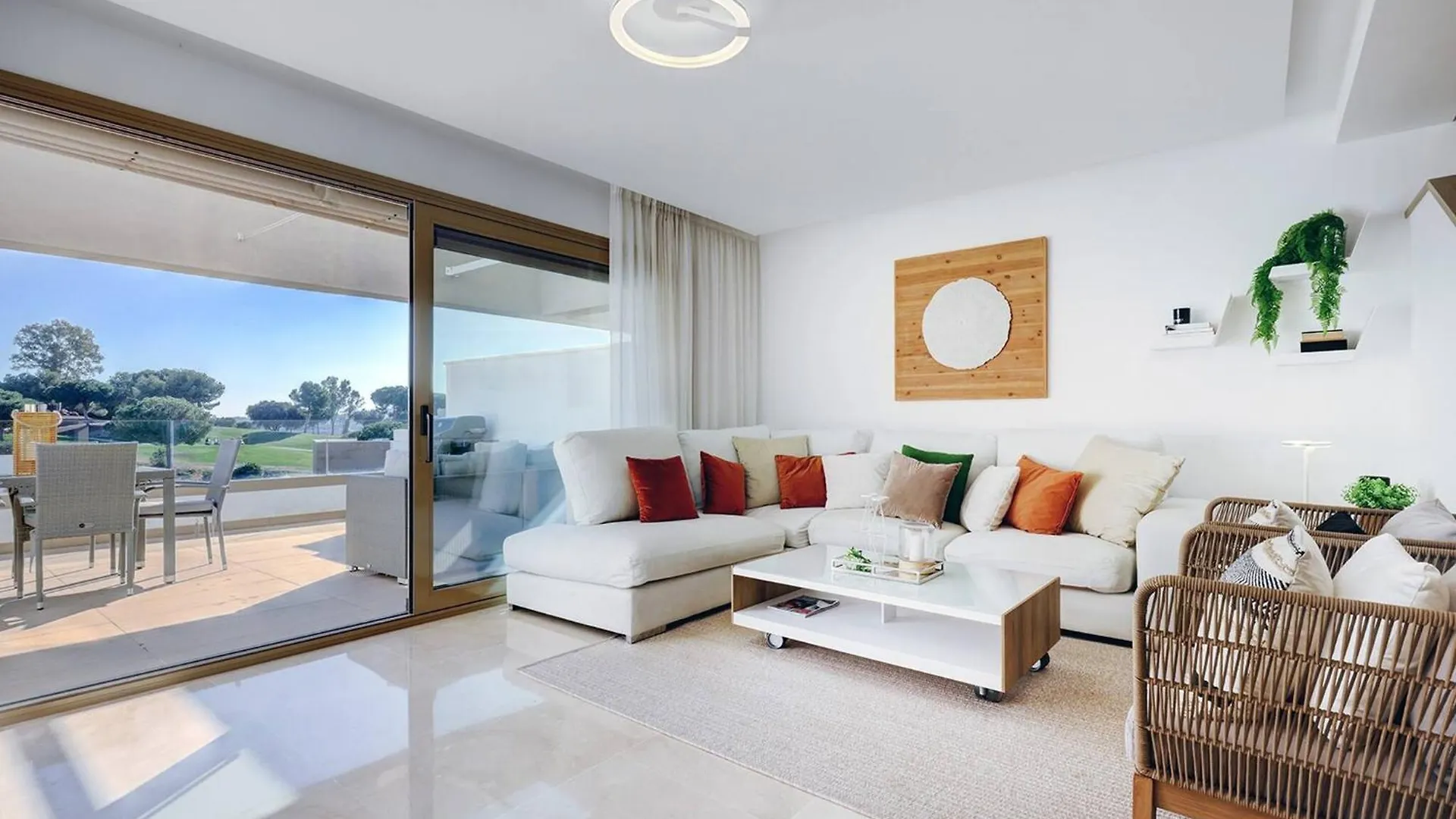 Hébergement de vacances 007 Modern 3 Bed Frontline Golf Townhouse In La Cala Golf Resort With Mountain Views Málaga