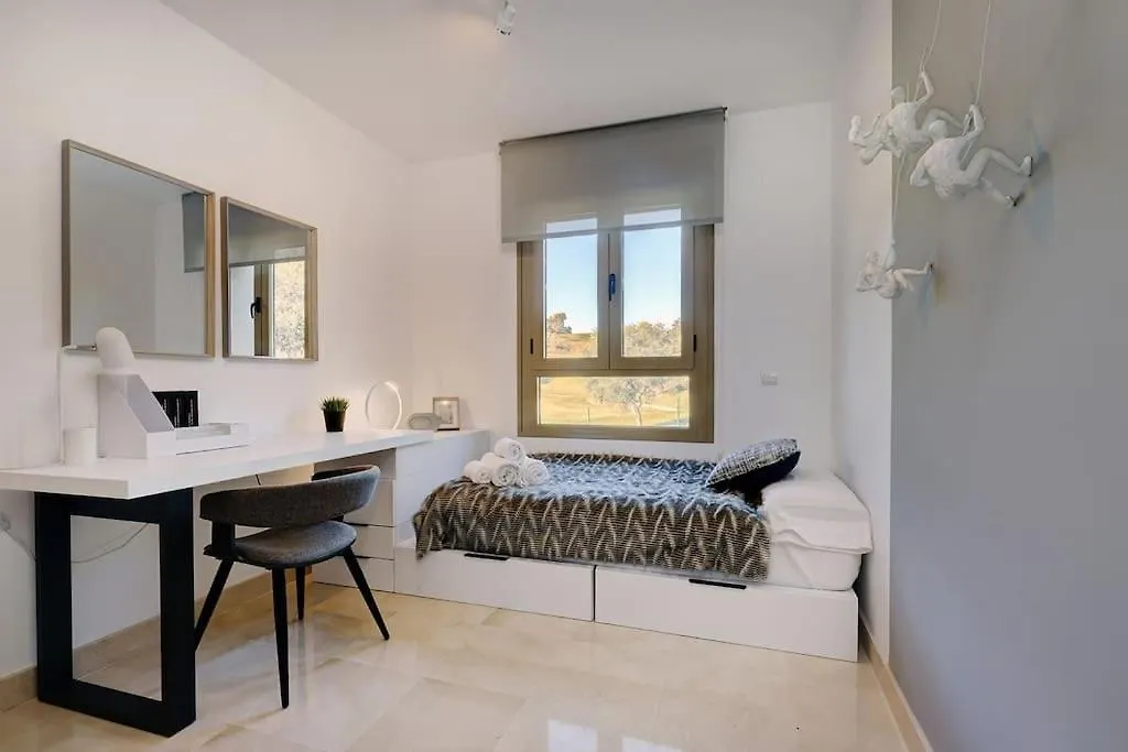 007 Modern 3 Bed Frontline Golf Townhouse In La Cala Golf Resort With Mountain Views マラガ 0*,  スペイン