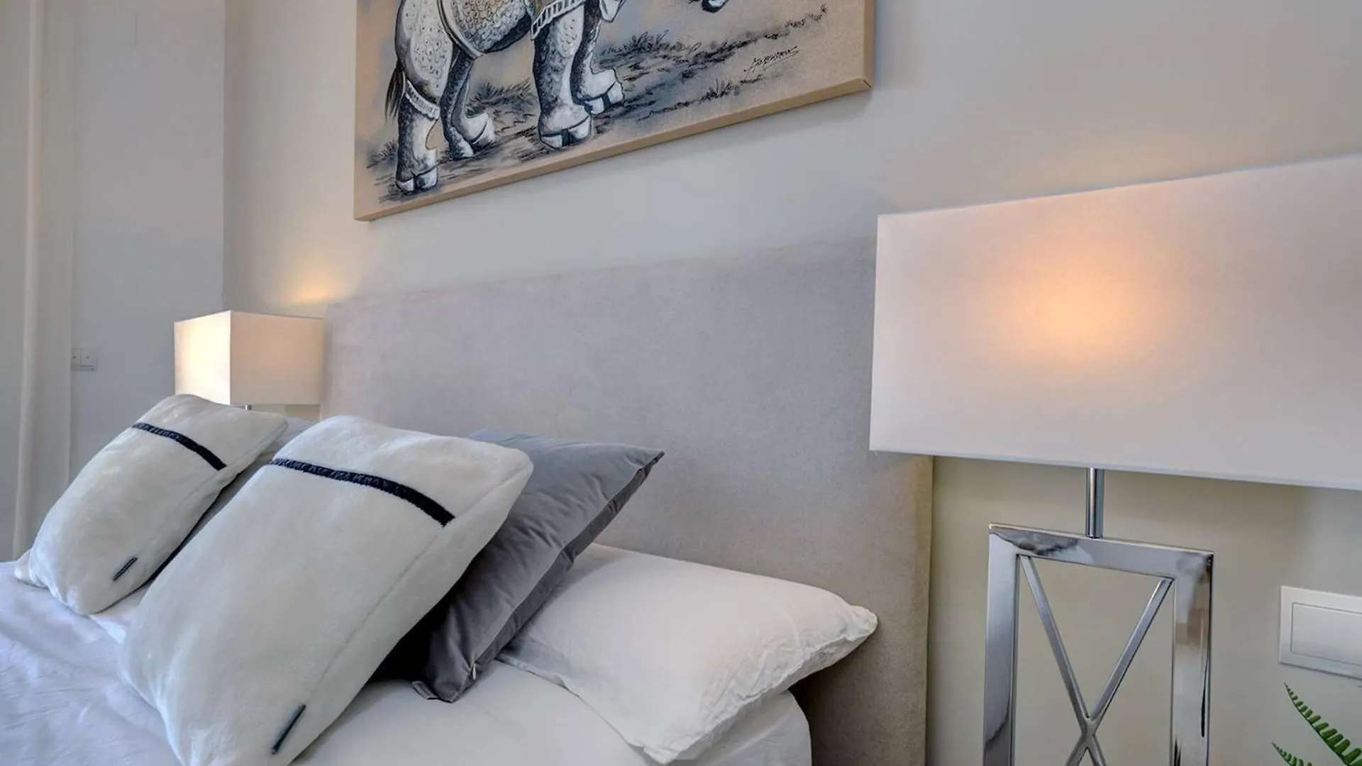 007 Modern 3 Bed Frontline Golf Townhouse In La Cala Golf Resort With Mountain Views マラガ