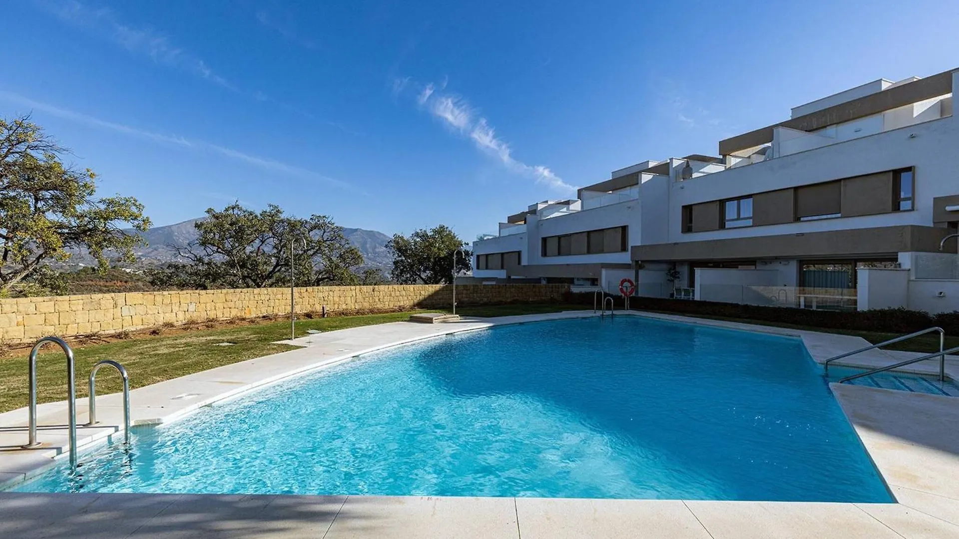 別荘 007 Modern 3 Bed Frontline Golf Townhouse In La Cala Golf Resort With Mountain Views マラガ スペイン